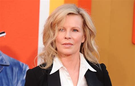 kim basinger net worth|Kim Basinger now: Life updates after losing her $5.5。